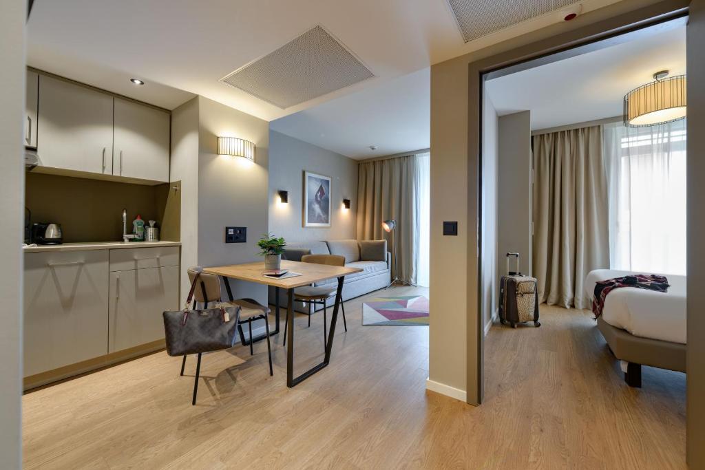 z 1 bedroom