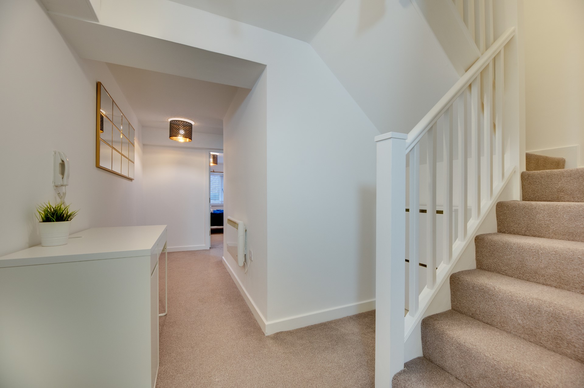 Angel Apartments © 2023