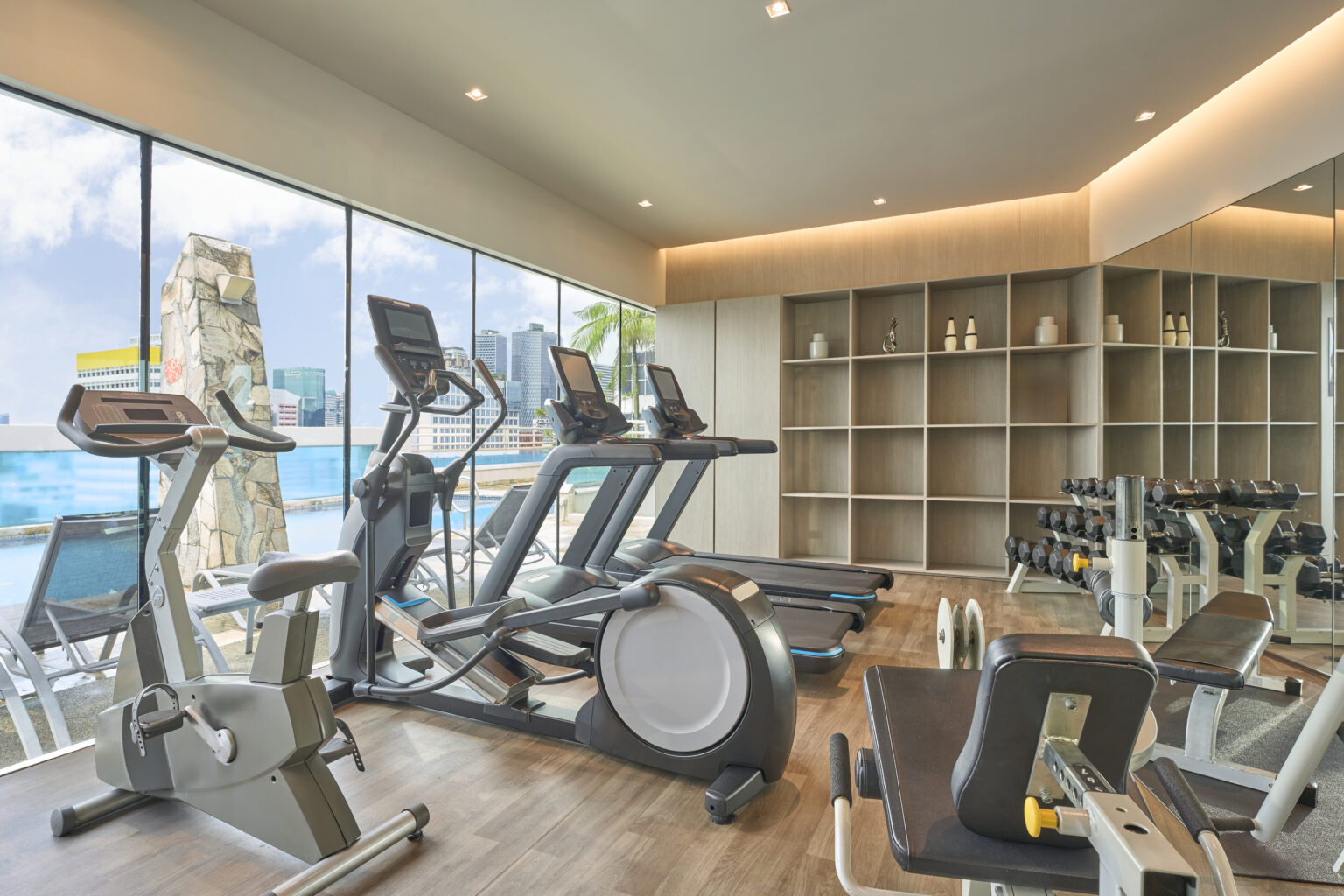 sr singapore somerset bencoolen gym hr