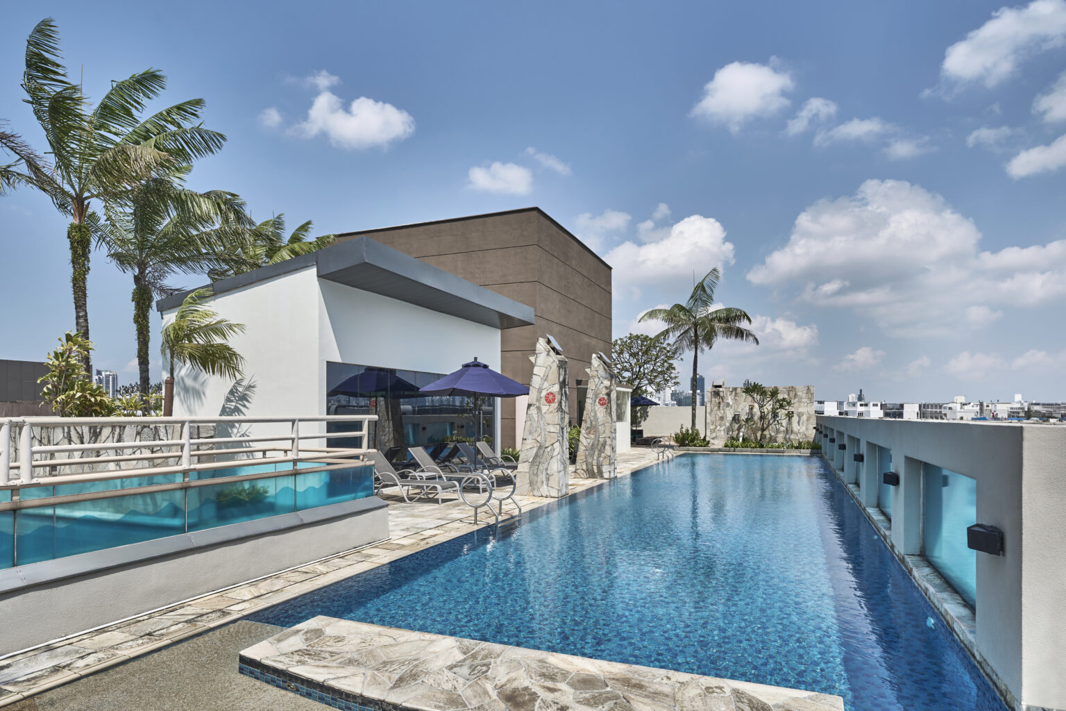 sr singapore somerset bencoolen swimming pool hr