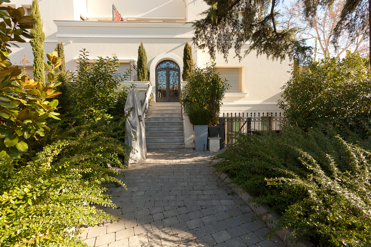 1462963363 mg 5175