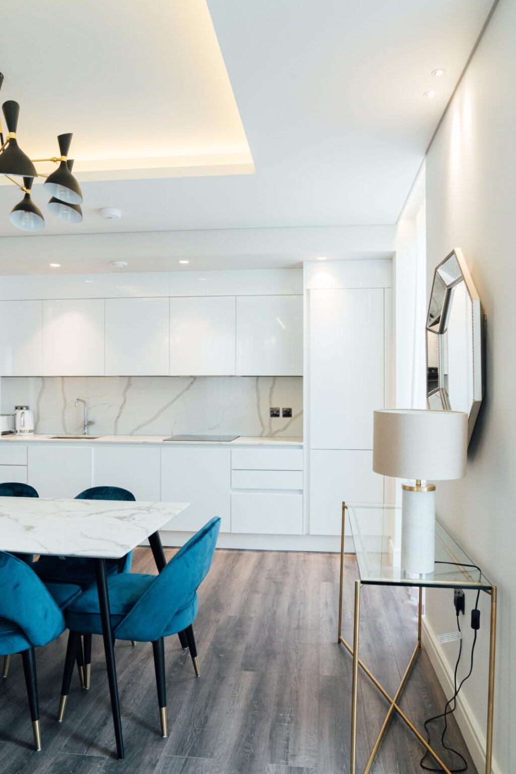 kensington 301 kitchen scaled