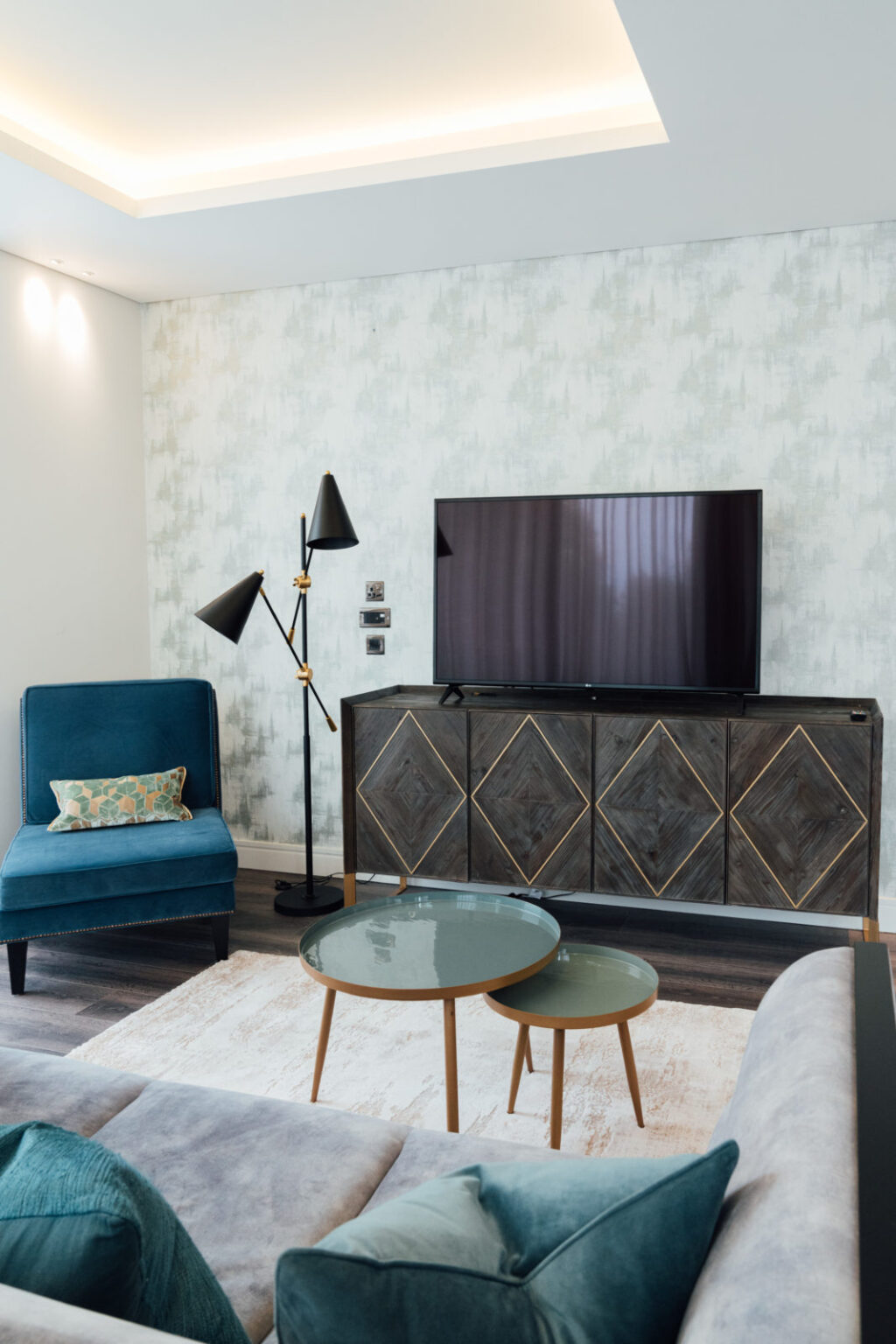 kensington 301 living room scaled