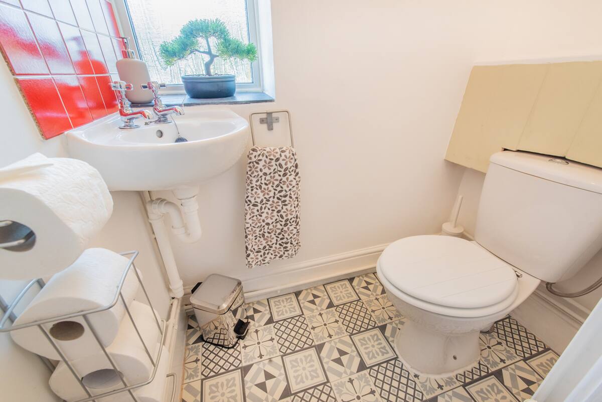 1ed79954 b12b 48a0 9742 9b70ef8dff97