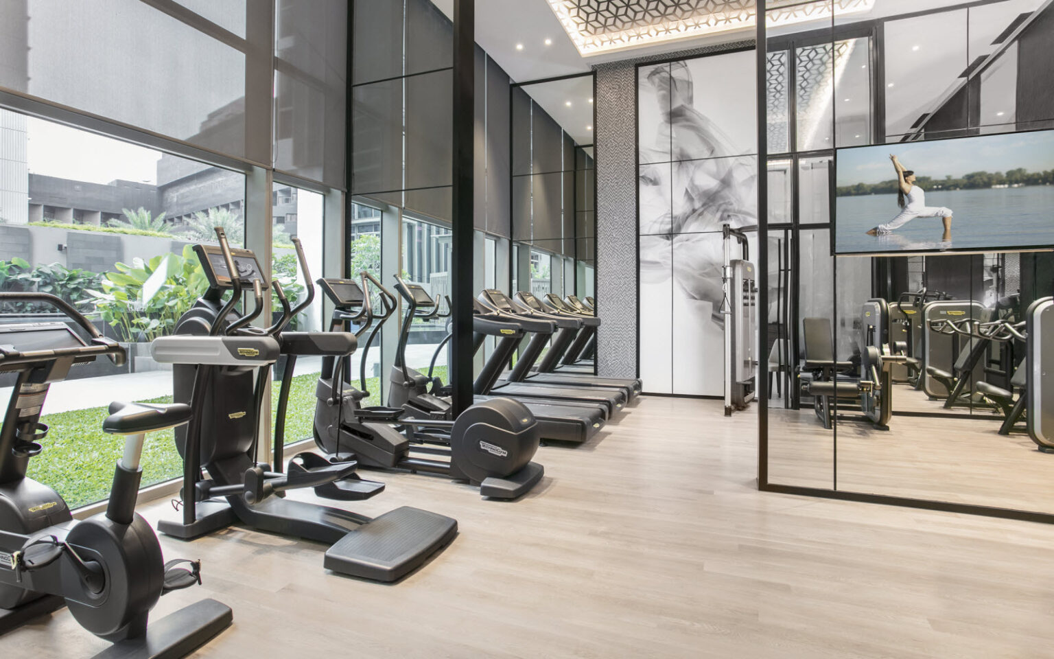 sr singapore ascott orchard gym hr
