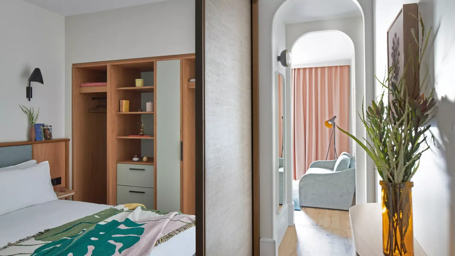 1 lk tl 1bed webres jpeg 0221 (2).jpg