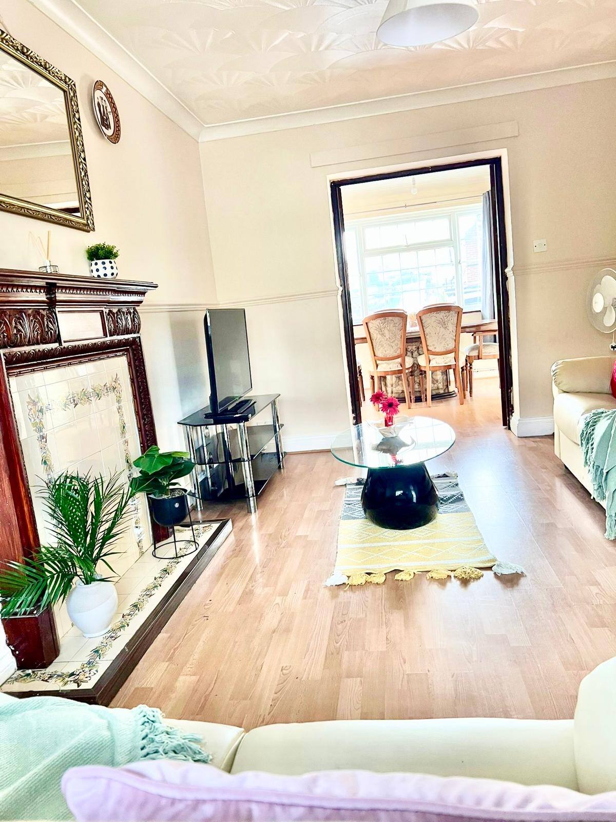 0b1c92f8 5bd9 446b 9bb2 ca261fbc327a