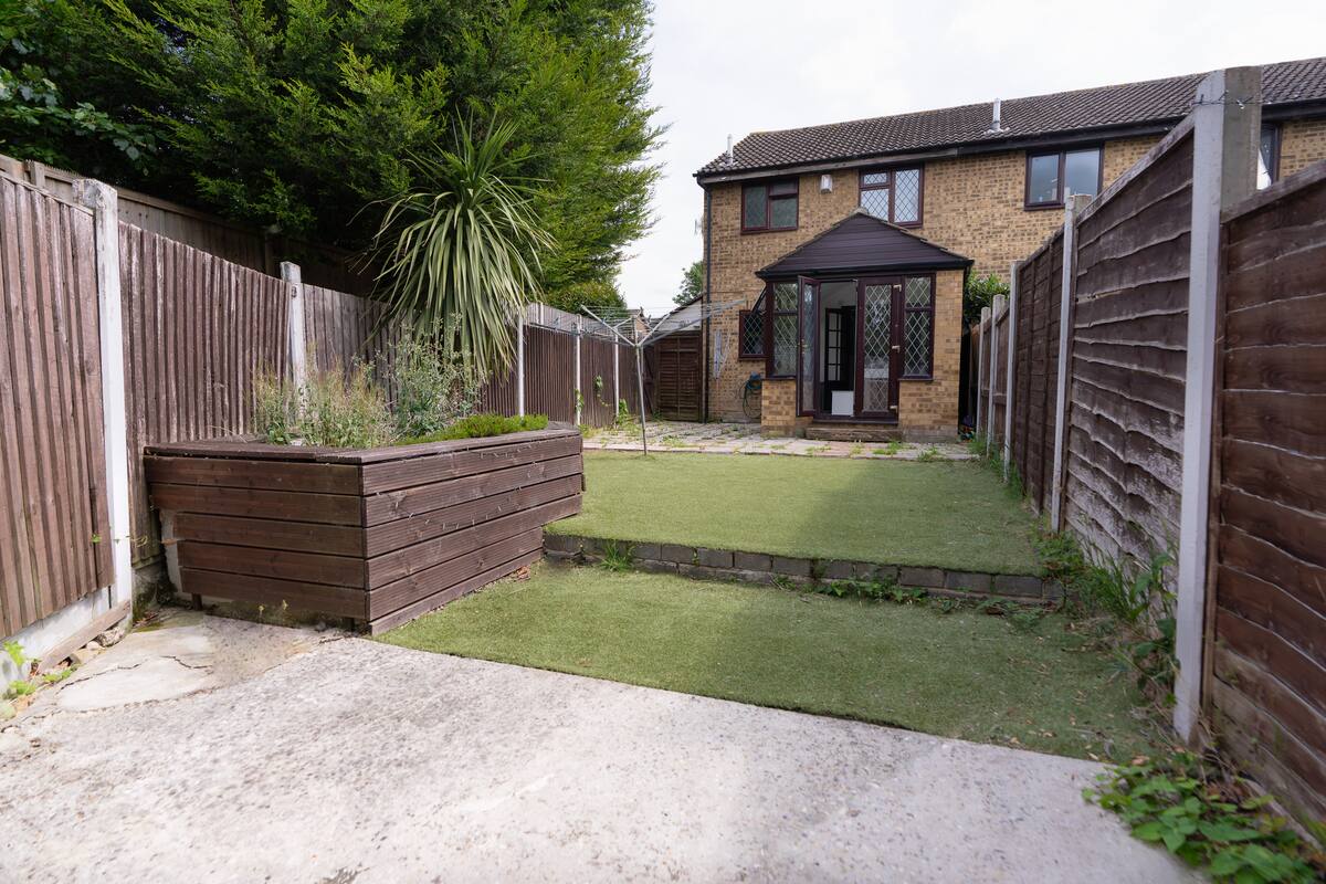 240c860e a2c2 4b87 8630 75818cc7d1d2