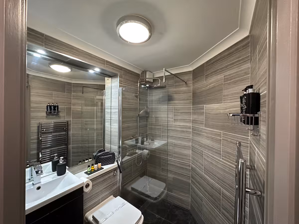 54115187 66ce 42b8 aecf f6887a86f4a9.jpeg