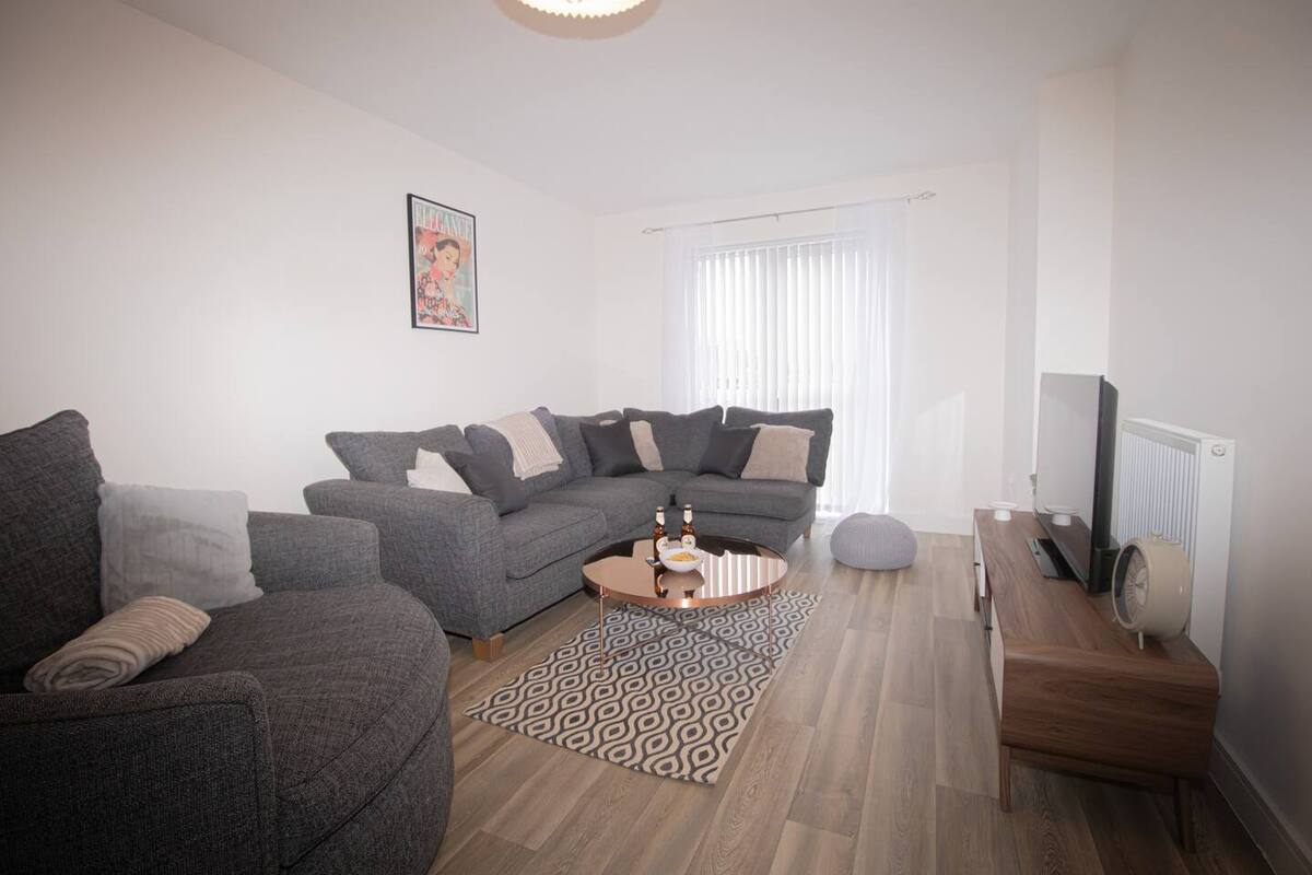 5771f480 e108 499d bacd 4d282a78d298