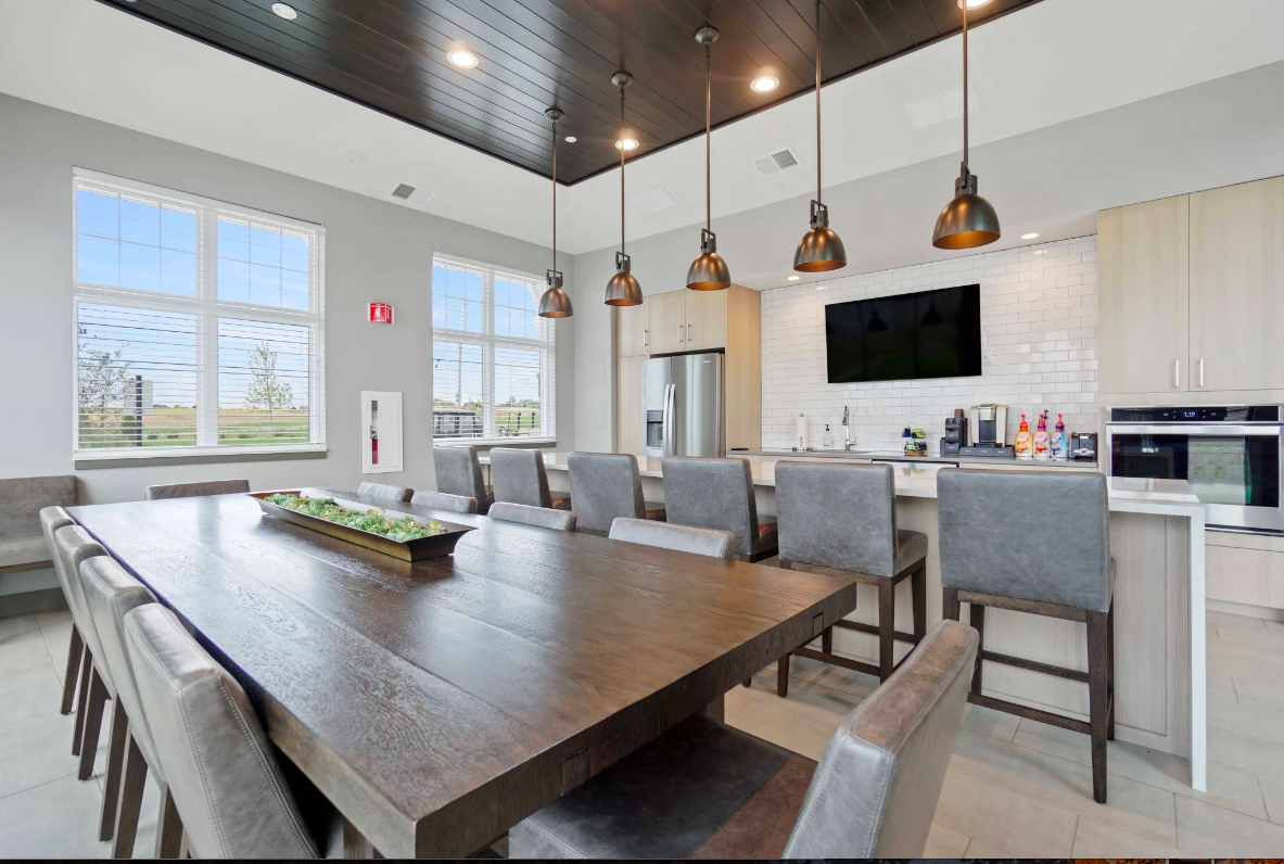 seasons mount pleasant wi furnished luxury apartments 2