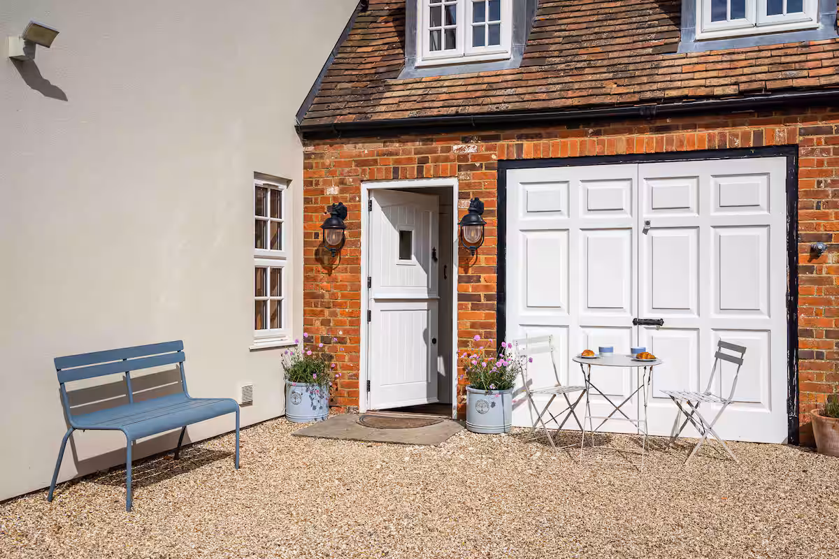 ff95a4b6 84bd 4101 b21d b84b091c0bf0.jpg