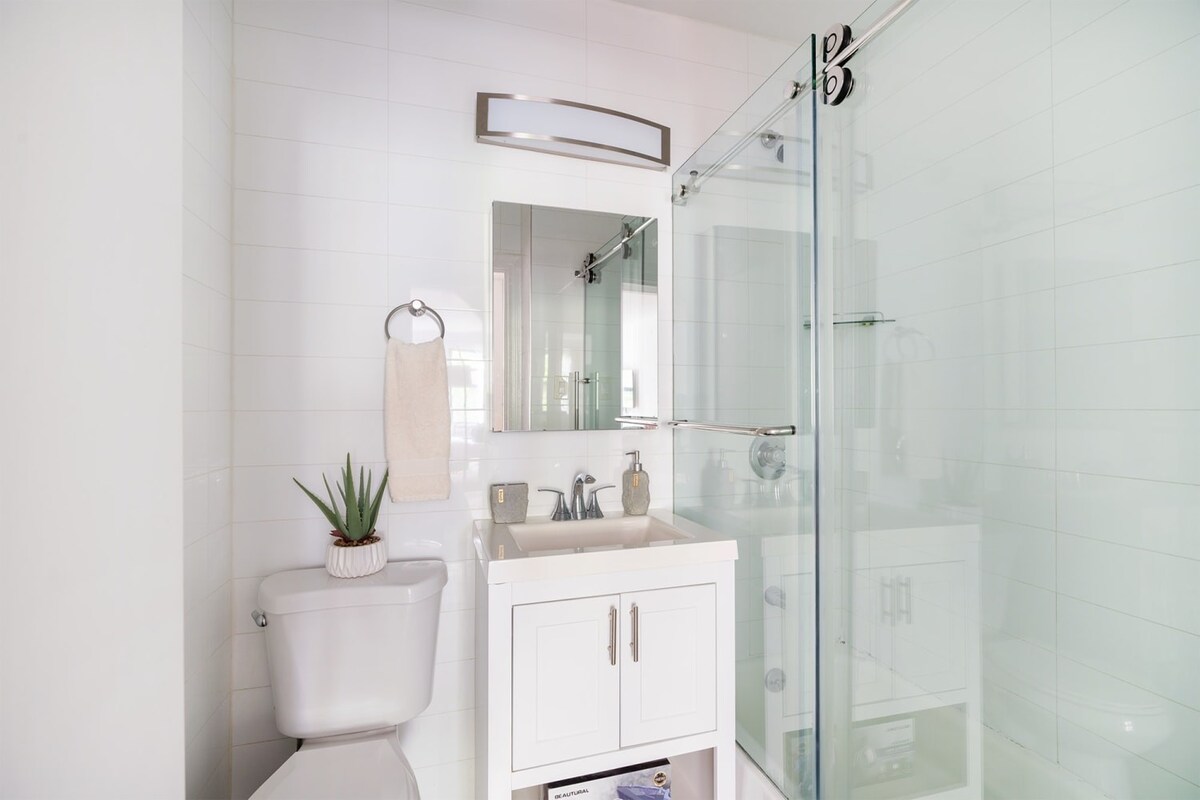 original 909349194222367057 1682715884