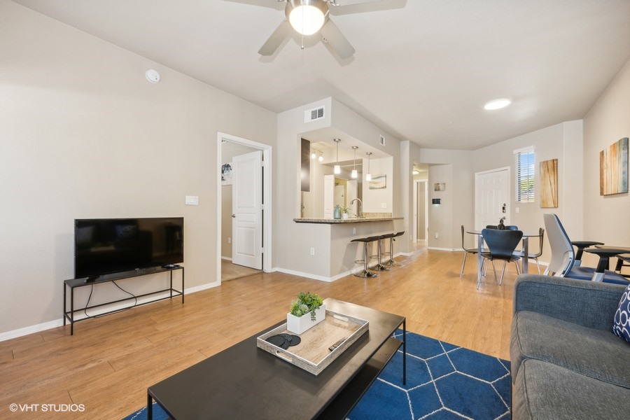 05 3250 s arizona avenue web