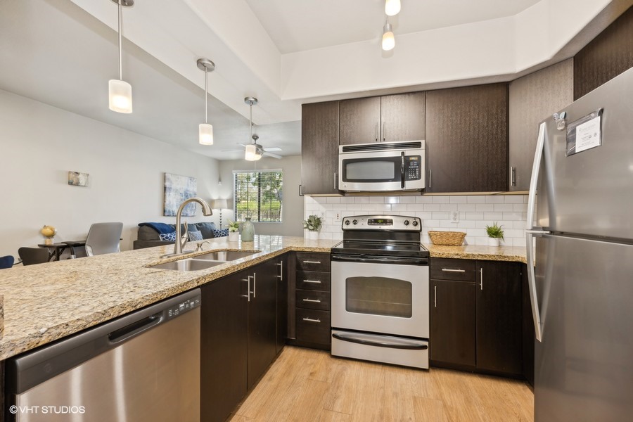 10 3250 s arizona avenue web