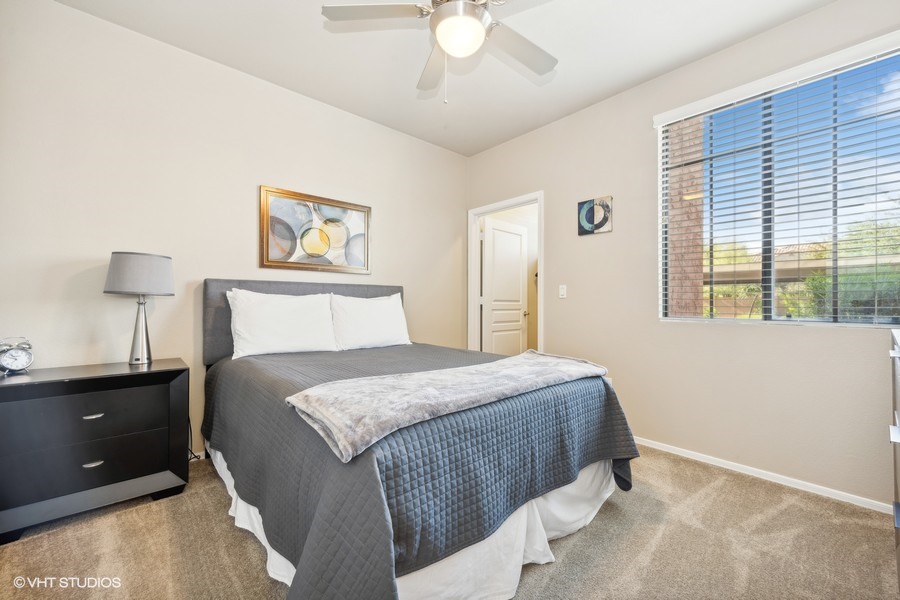 12 3250 s arizona avenue web