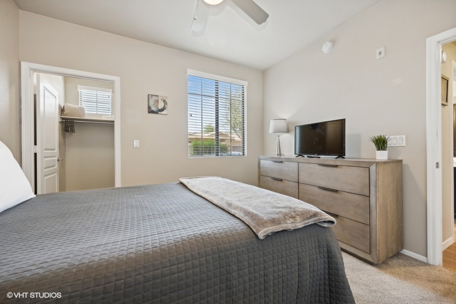 13 3250 s arizona avenue web