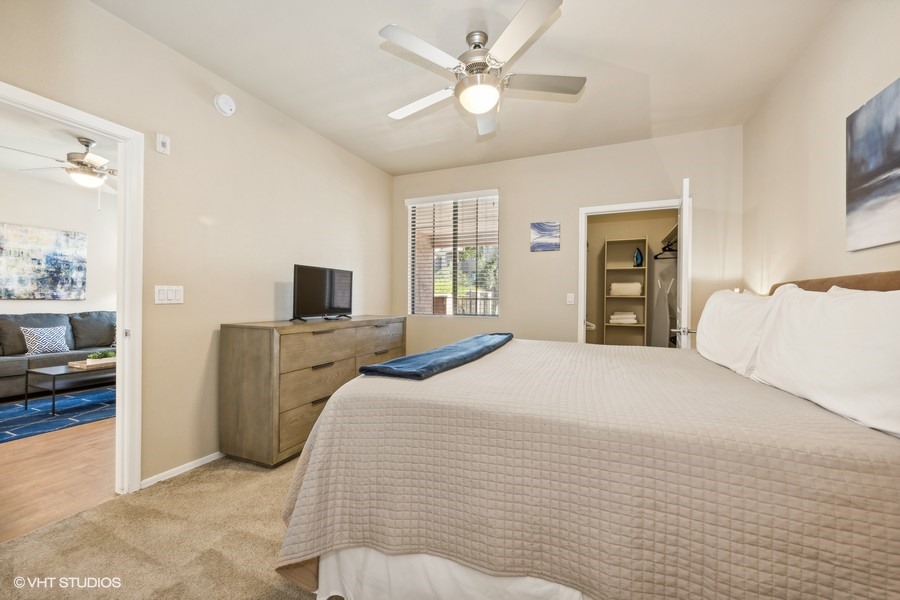 18 3250 s arizona avenue web