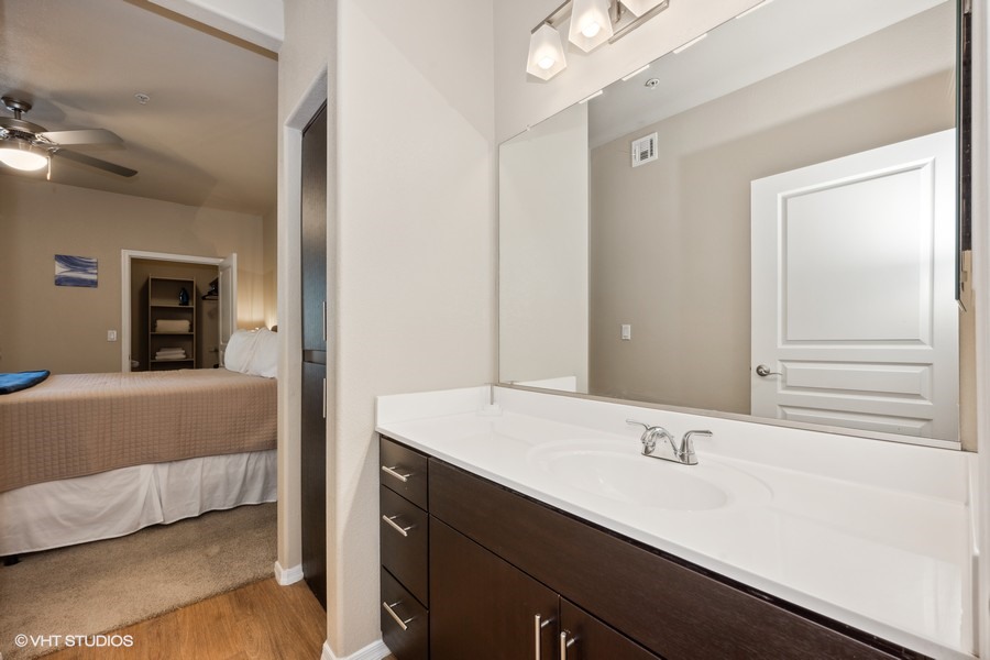 21 3250 s arizona avenue web