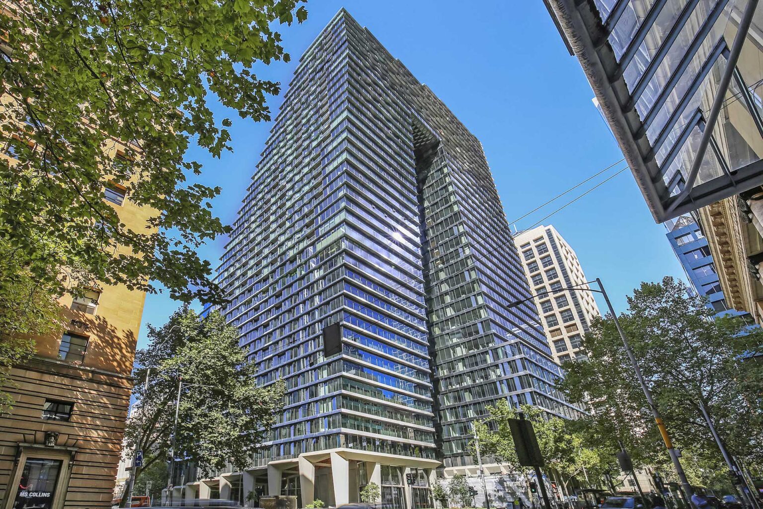 melbourne collins arch 1 bed corporate apartment building