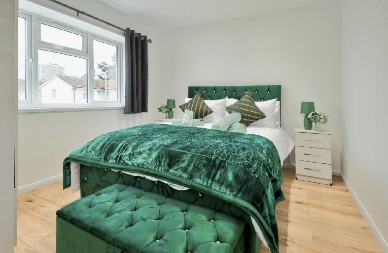 screenshot 2025 11 13 at 14.17.33