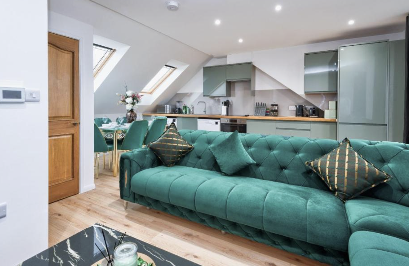 screenshot 2025 11 13 at 14.18.05