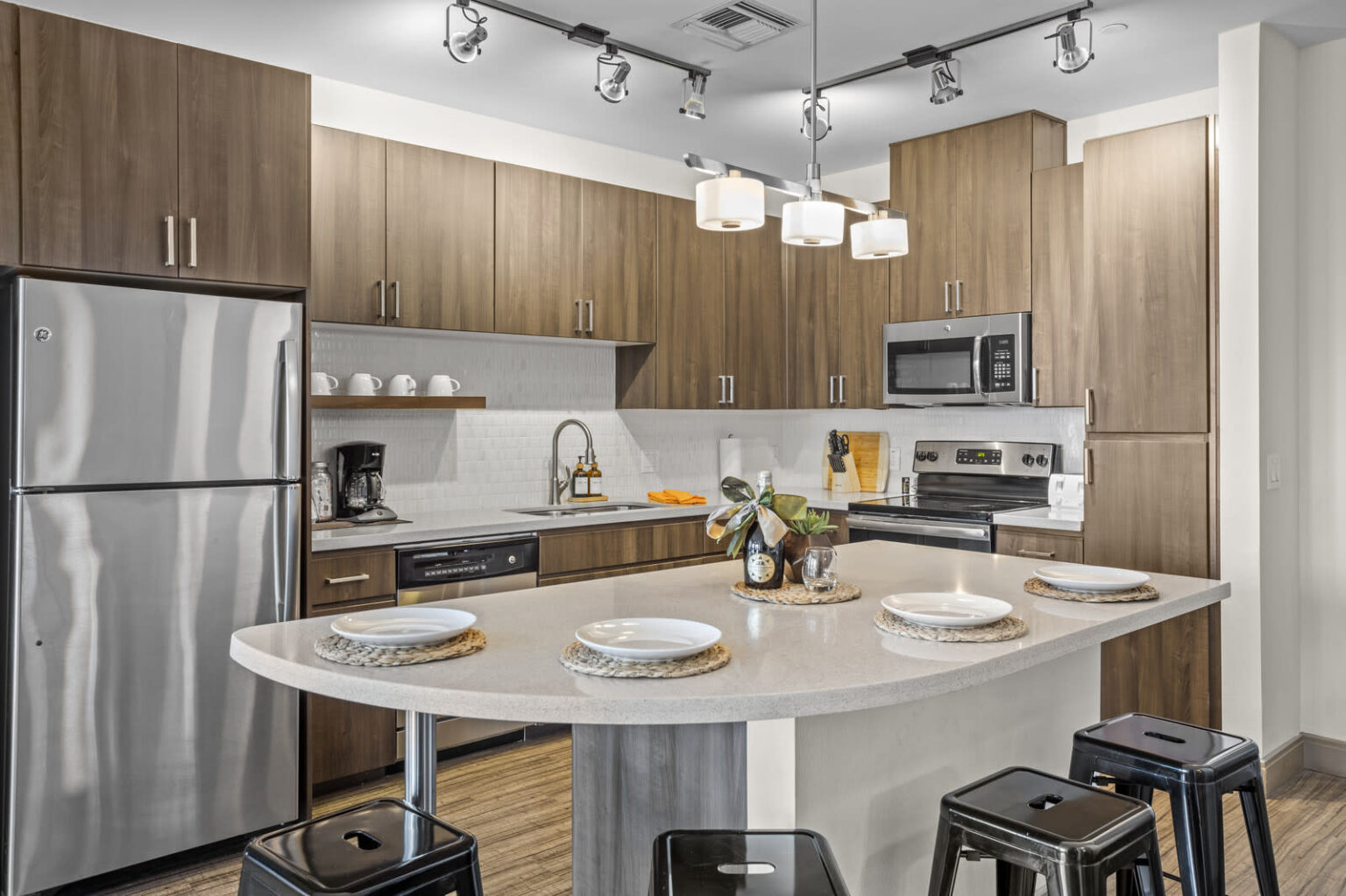 c8ec6e20 439e 11ef a17b e73d75e838ad