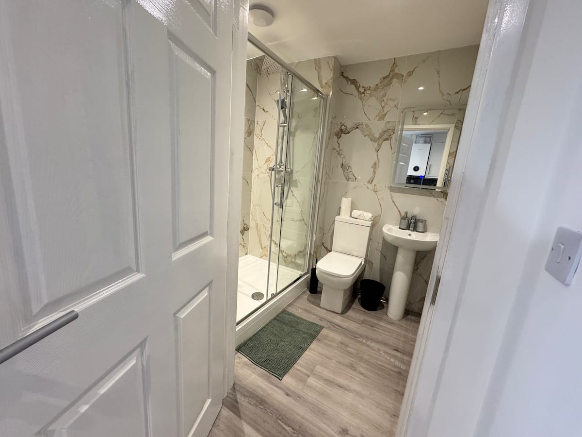 dad5d637 2a84 4ef8 9b34 facb35b163e7