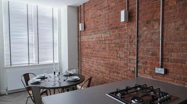 image 5dd6b737e00be8 33427598.jpg