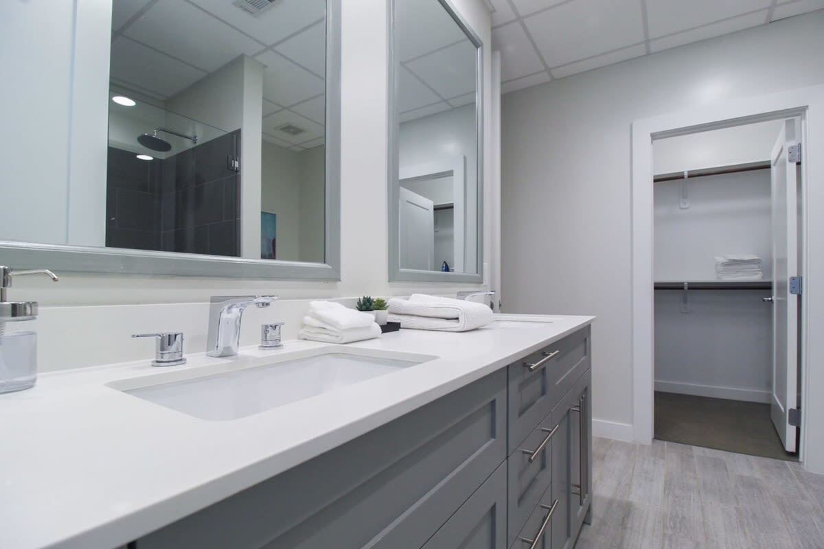 tgv1lzapmzjn57u96d2a