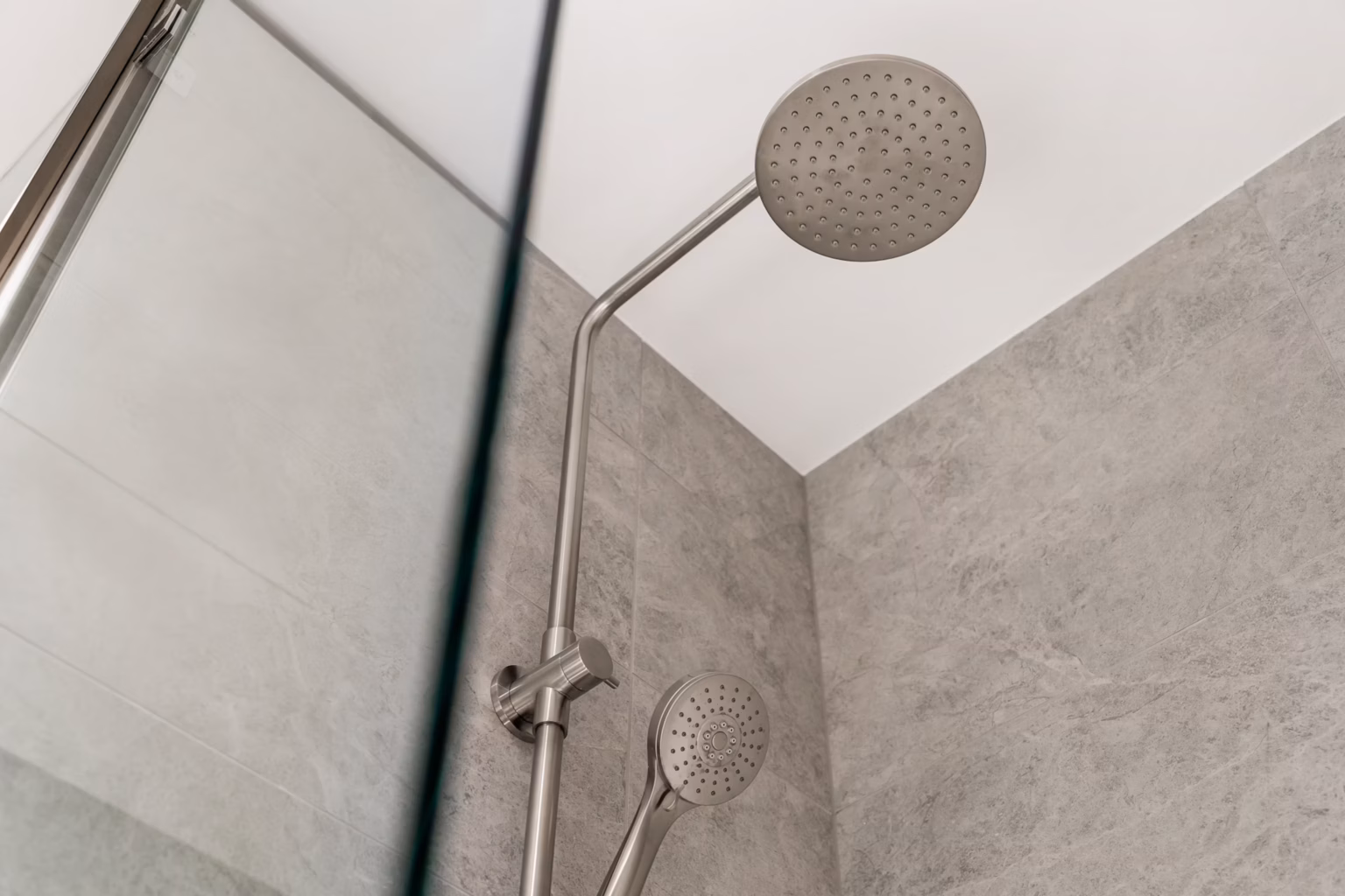 1691714575 urban rest north sydney studio apartment web res 6.jpg