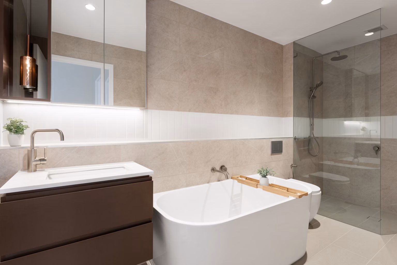 1691715998 urban rest north sydney three bedroom penthouse apartment web res 01.jpg