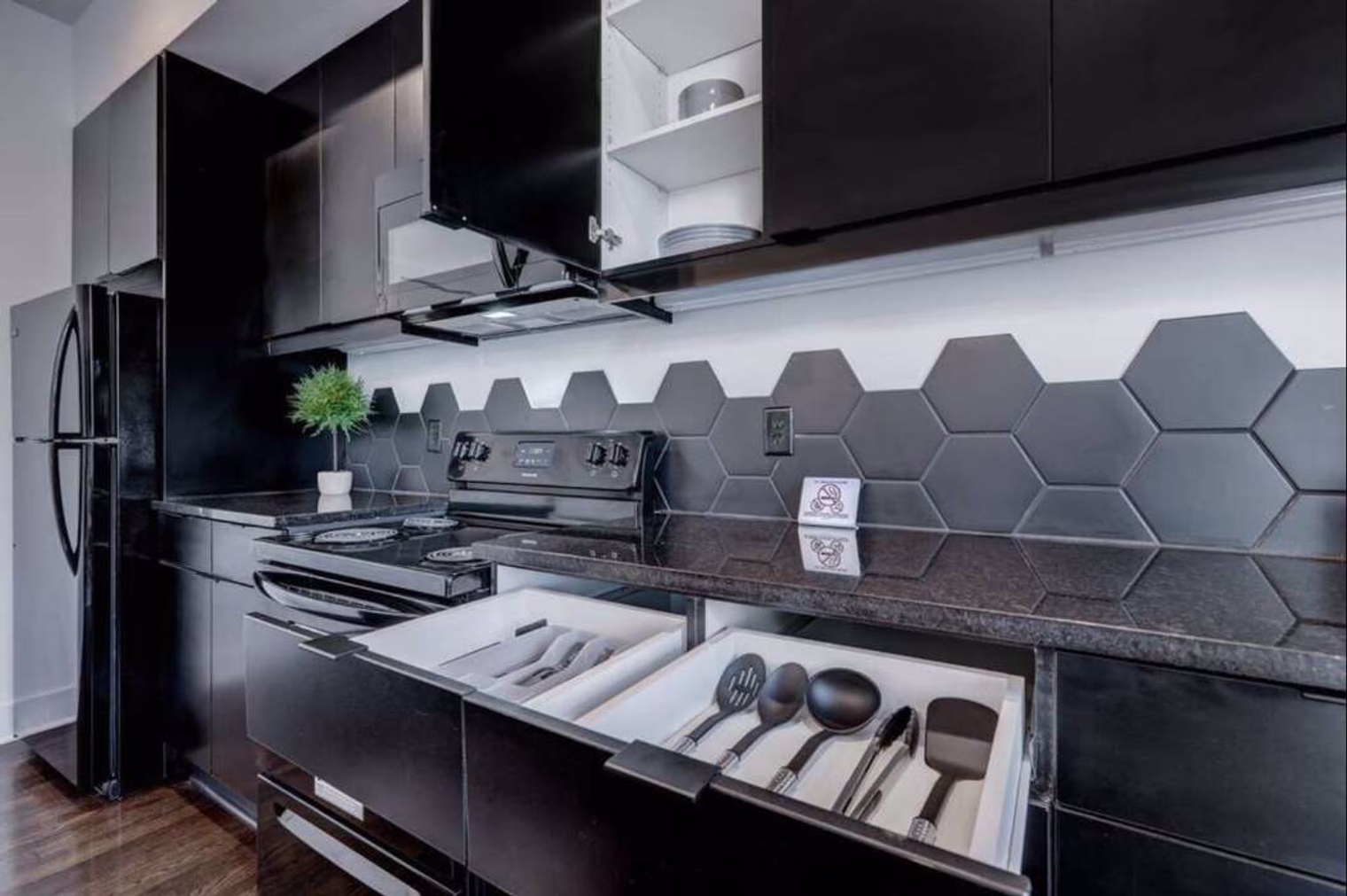 aotqfywsadfykwh8c20a