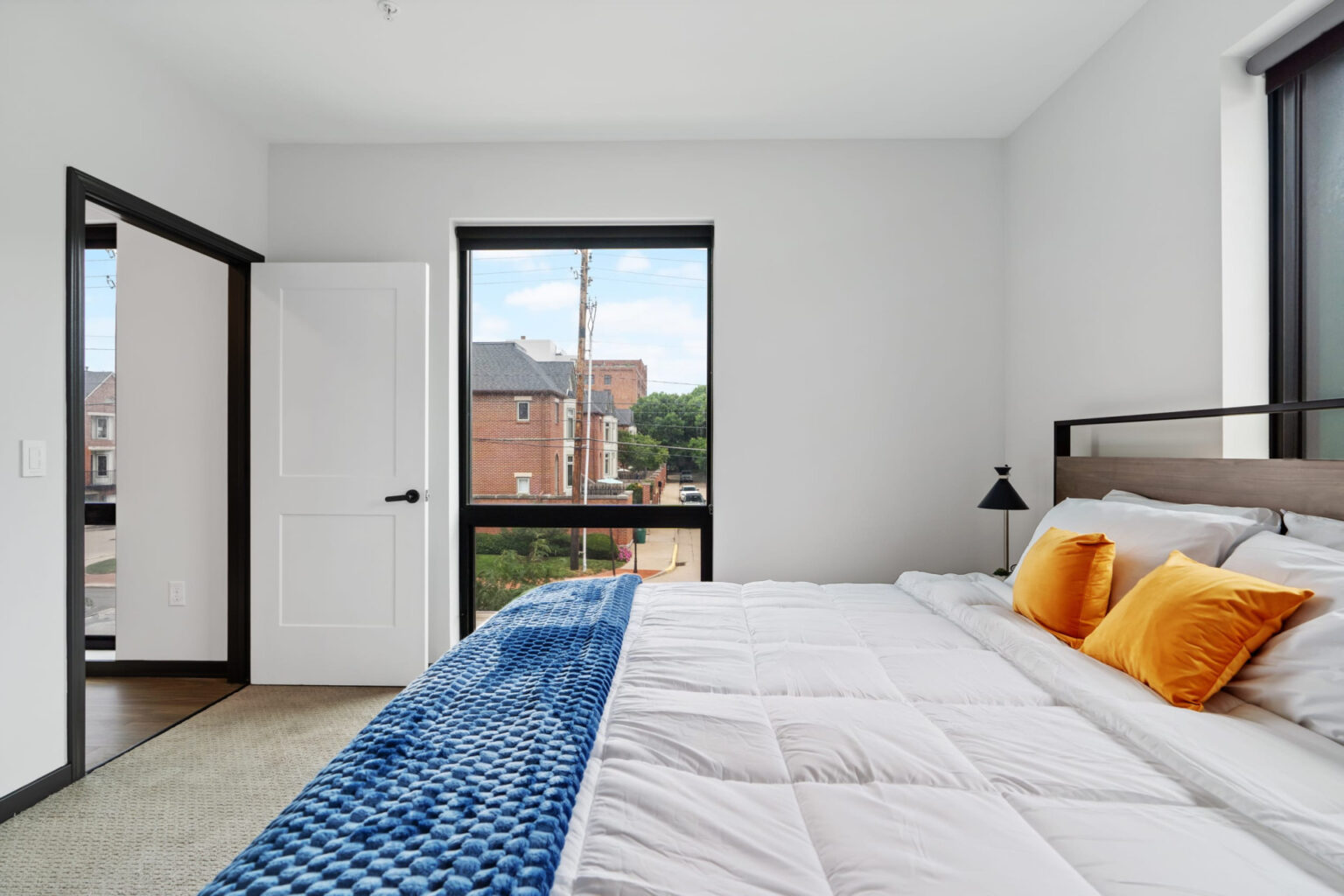 c292dfd0 4f28 11ef 8f11 0dda8b9018f1