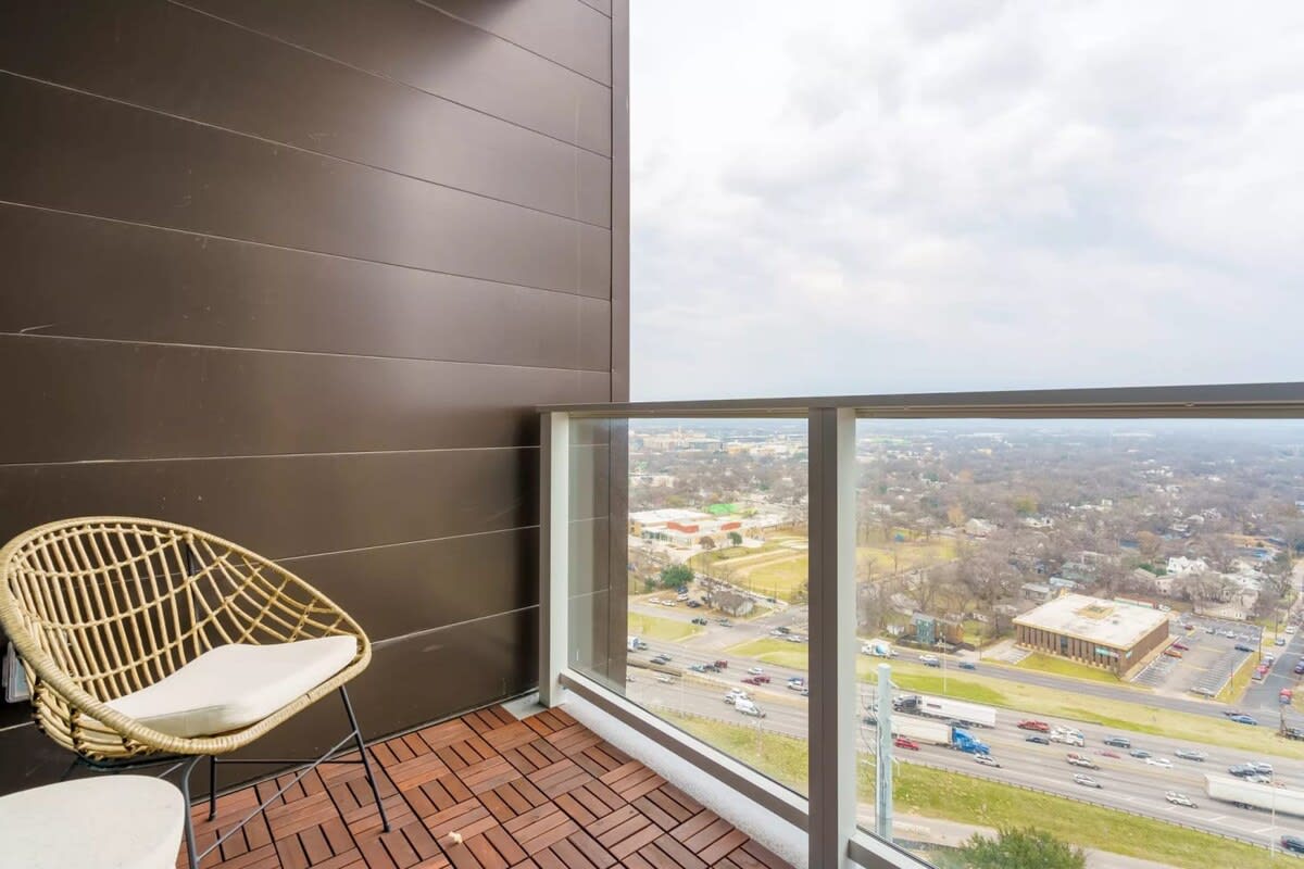 dcqusr8q9brooaz4zrvt