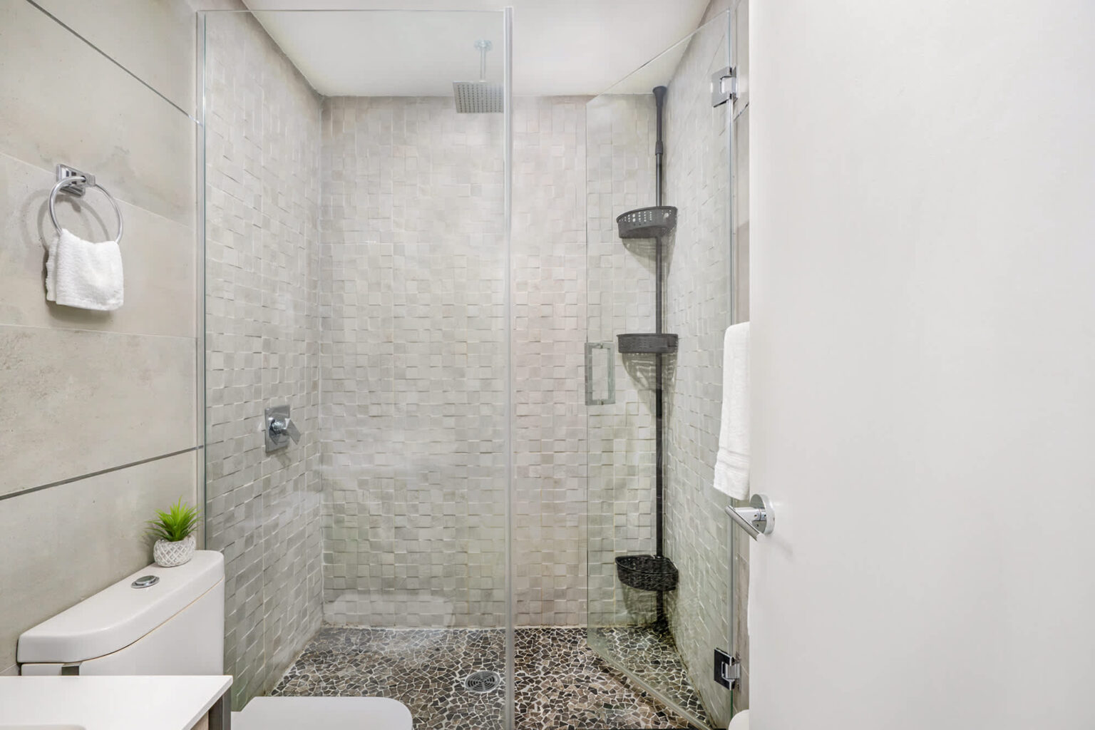 dmf4vl1ipzzxjgkkewsw