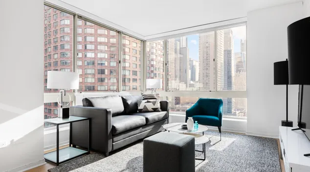 image 5e416b21d79da3 53034553.jpg