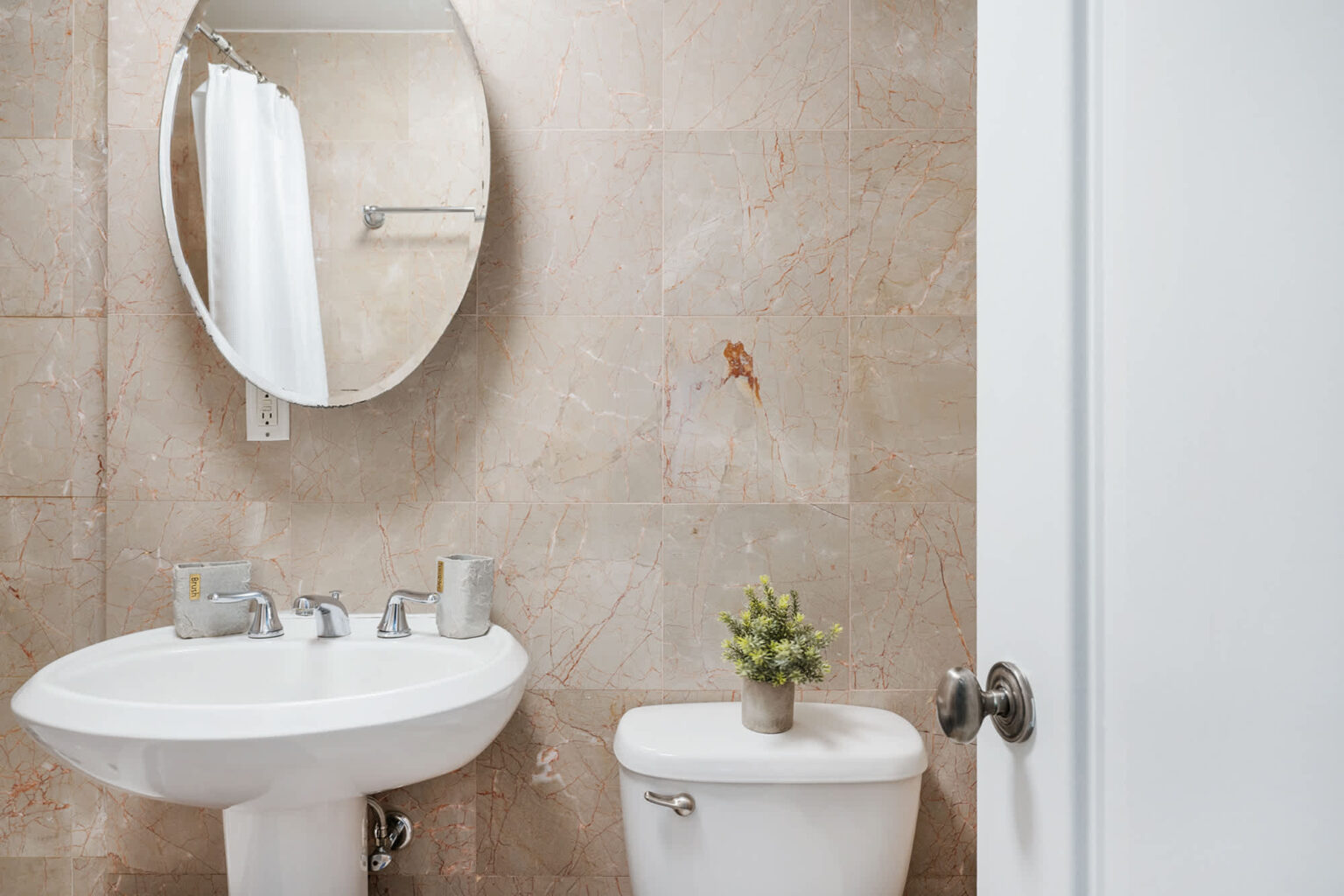 tvvkcpbbwnaxwyjhw3fr