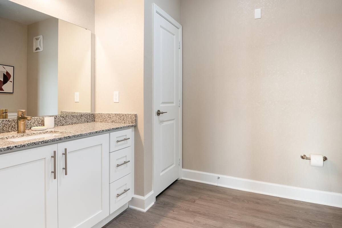 321ab3e9 656e 4382 8c61 00b480795be0