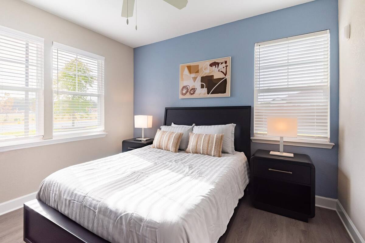 92a8ee32 a7c0 40fe a857 c693a36955fd