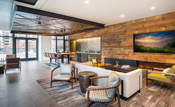 lounge w fireplace tv 595x365 1