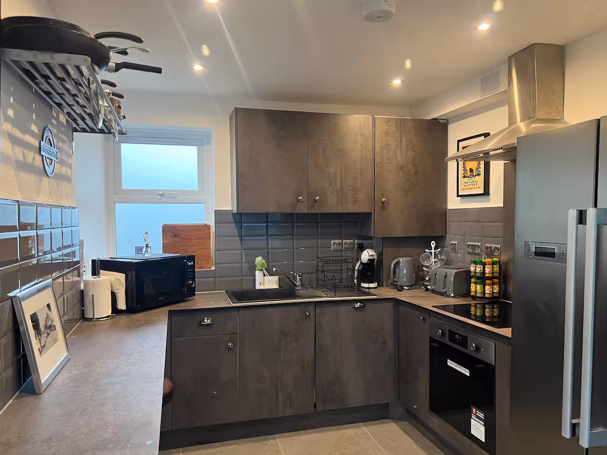 aac327a4 e6a0 428f 84ee a71de3d8d1bd.jpeg