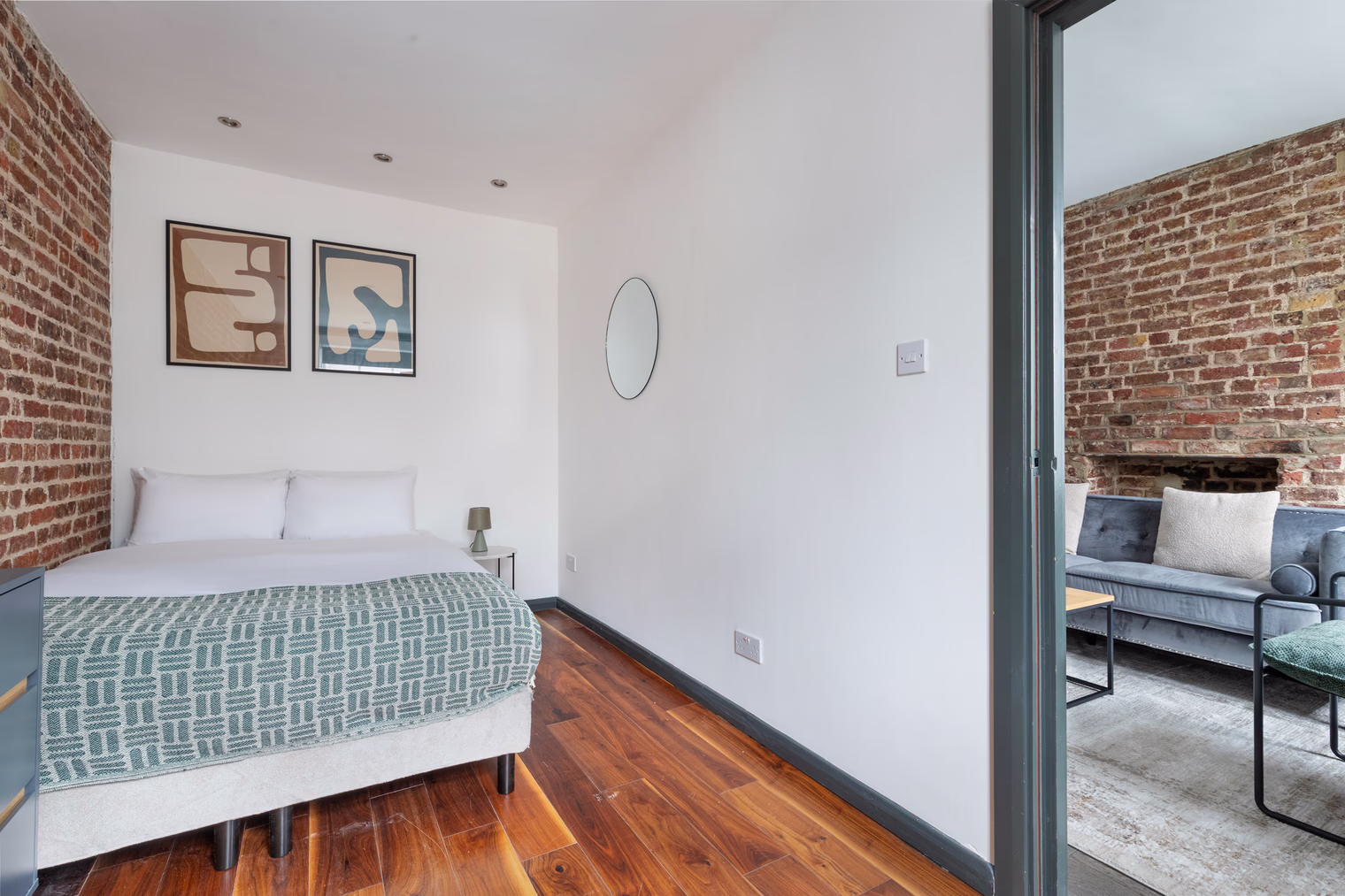 pg168826 o 52892952 b2be 42a4 84e7 44c12491d350