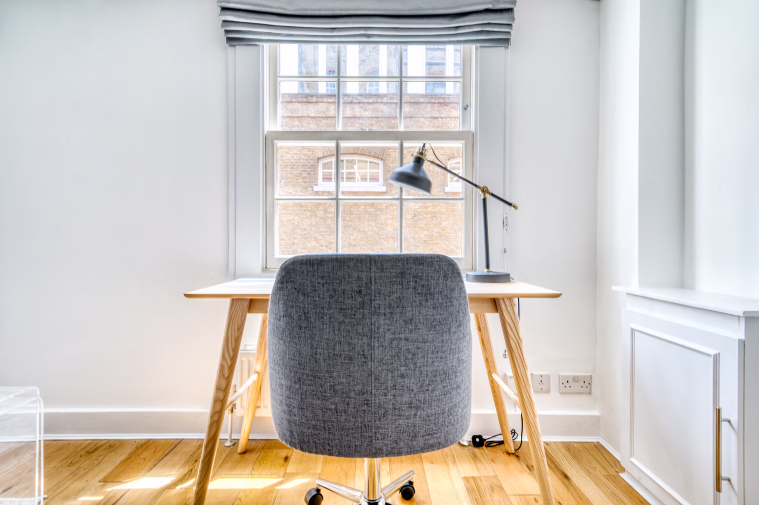 pg17261 o 9a6a2b5b 0866 86ee 37ab 4507ec345383.jpg