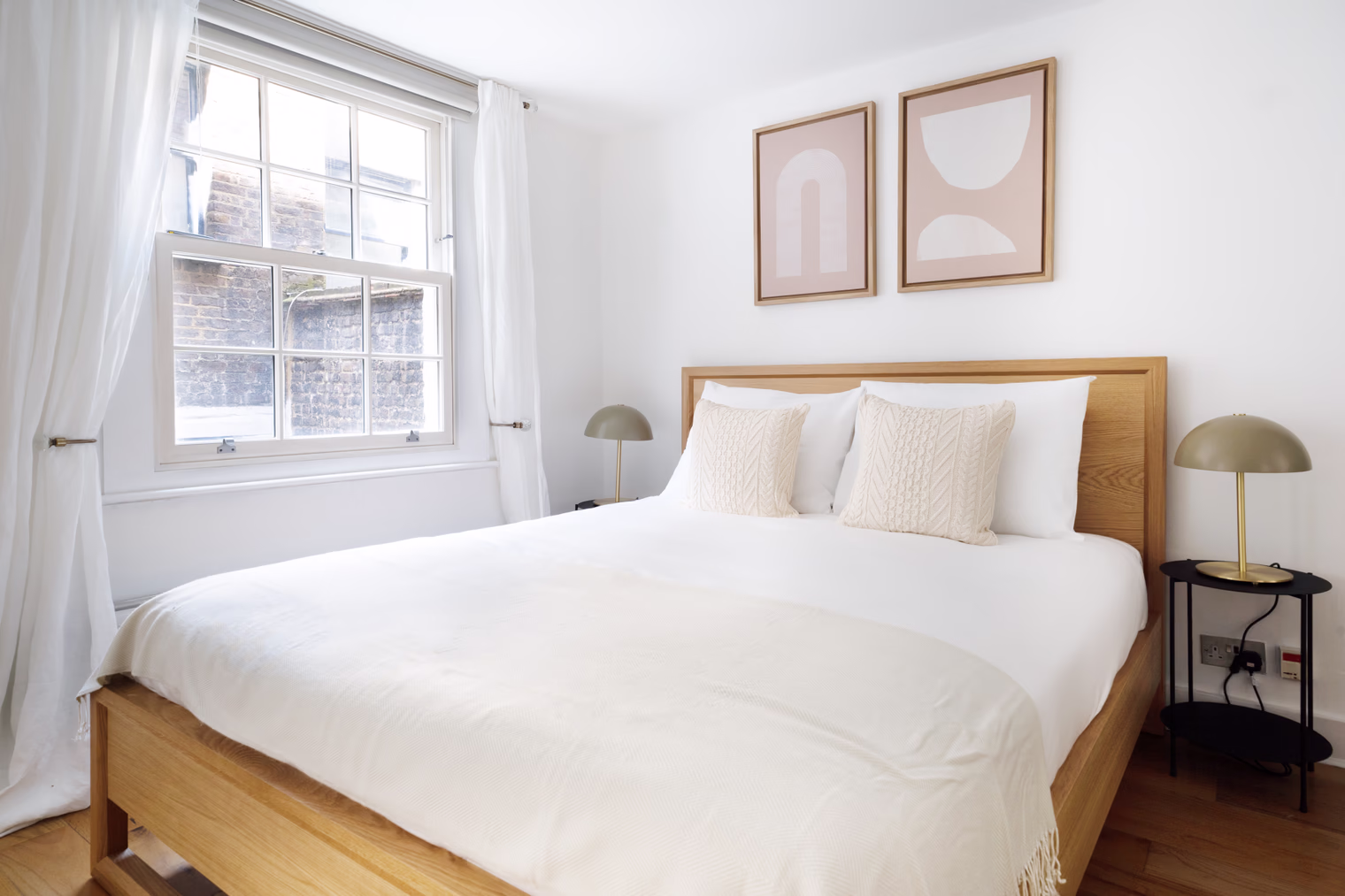 pg17261 o dd3eda4d 87b0 2b1f bbff 92964898001a.jpg