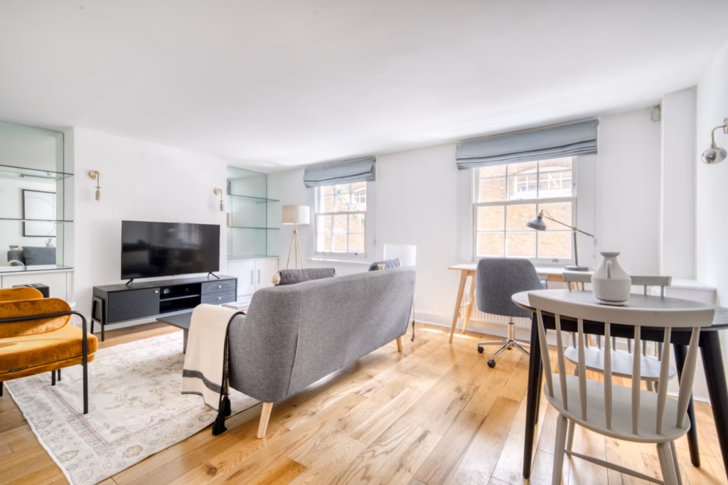 pg17261 o fb623775 4594 c7f4 fd3e 77bb2529c813.jpg