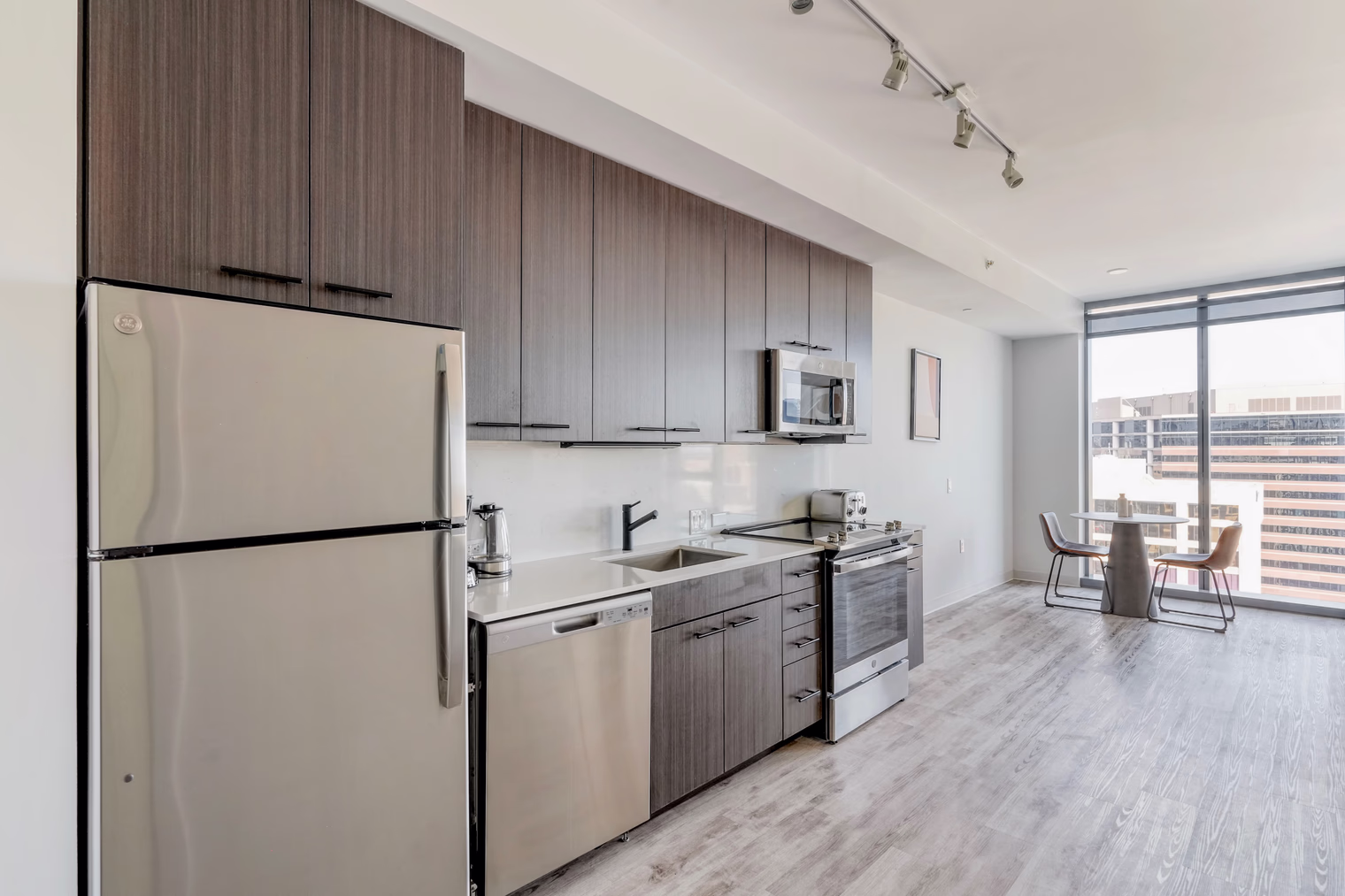 pg38931 o e92b9de9 1e38 462c adc5 fd52f209d46d