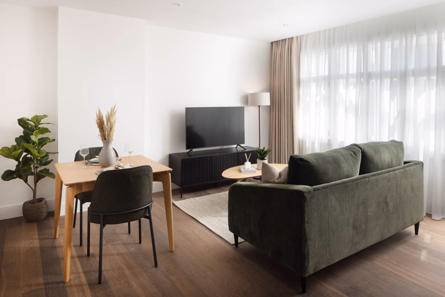 1747610886 urban rest abby street low res 11 of 39.jpg