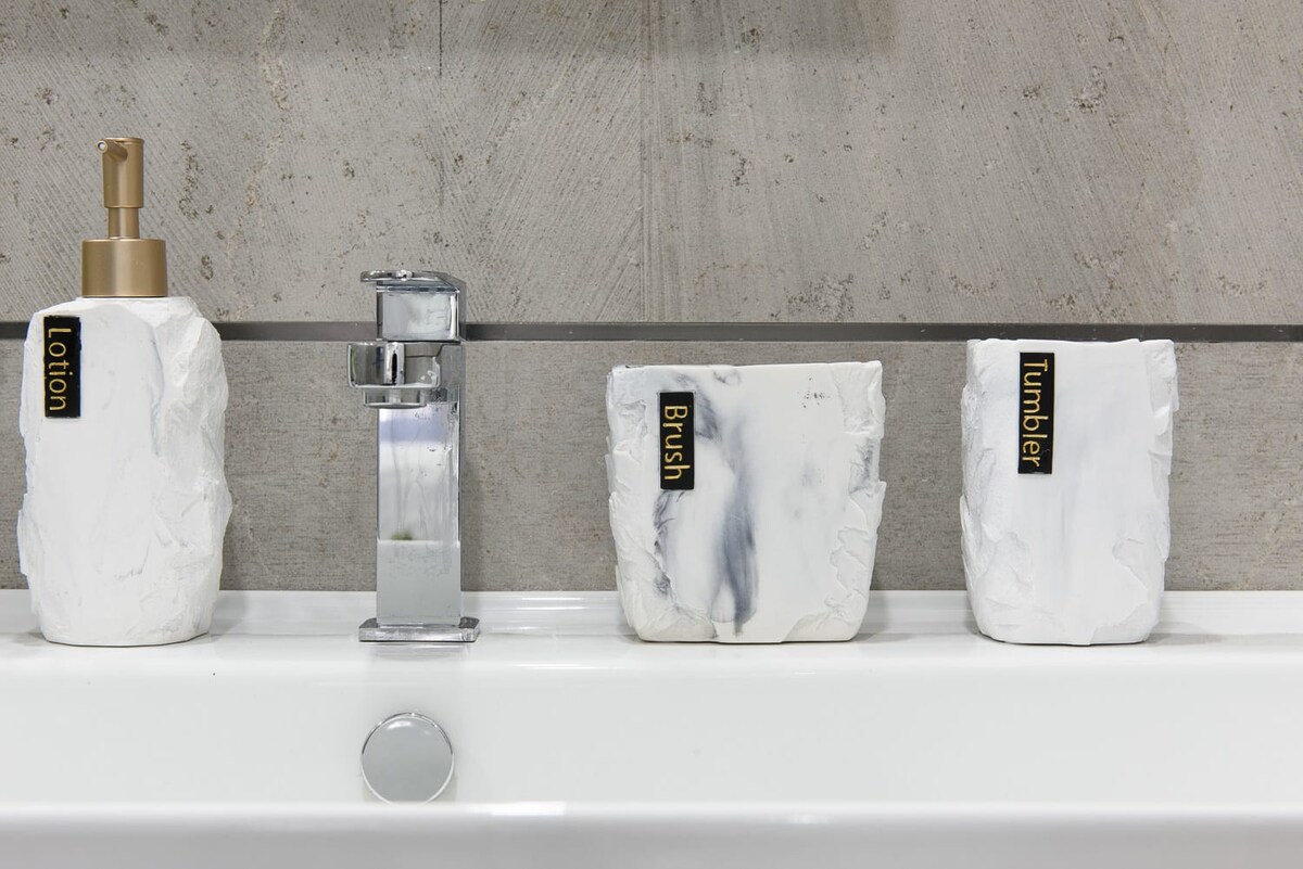 original 53511447 1616185265