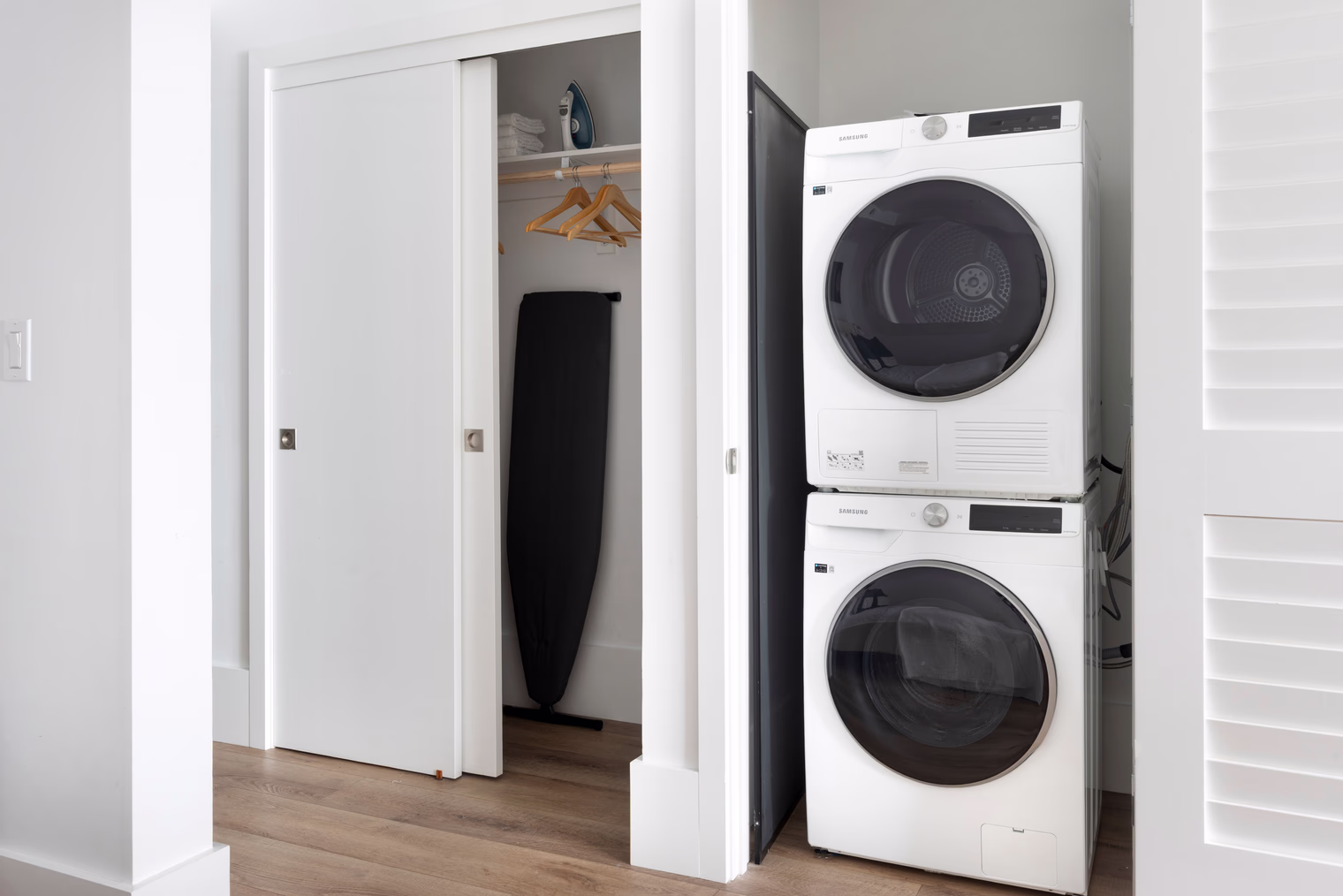 pg165411 o 66a480d8 a749 4ede a96b 94c89b5f2d0a